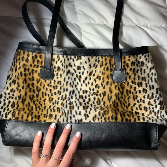 Max New York Shoulder Bag - Picture 1 of 7